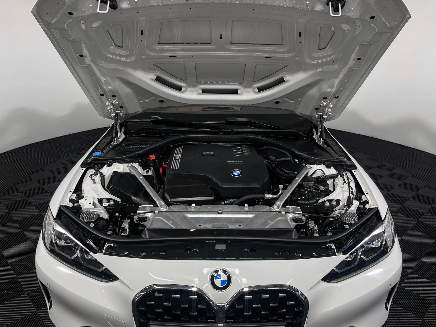 BMW 4 серии, 2023