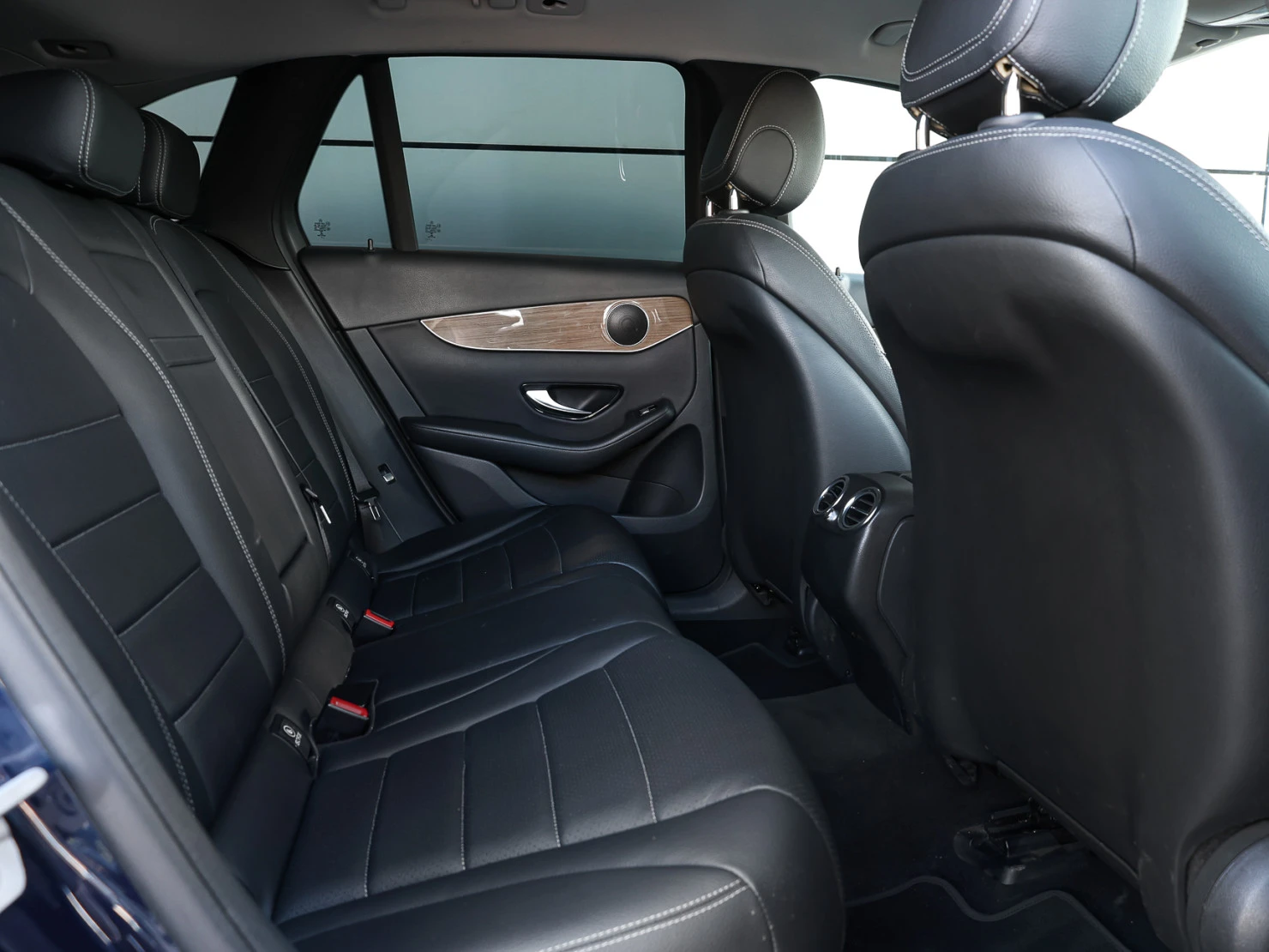 Mercedes-Benz GLC, 2015