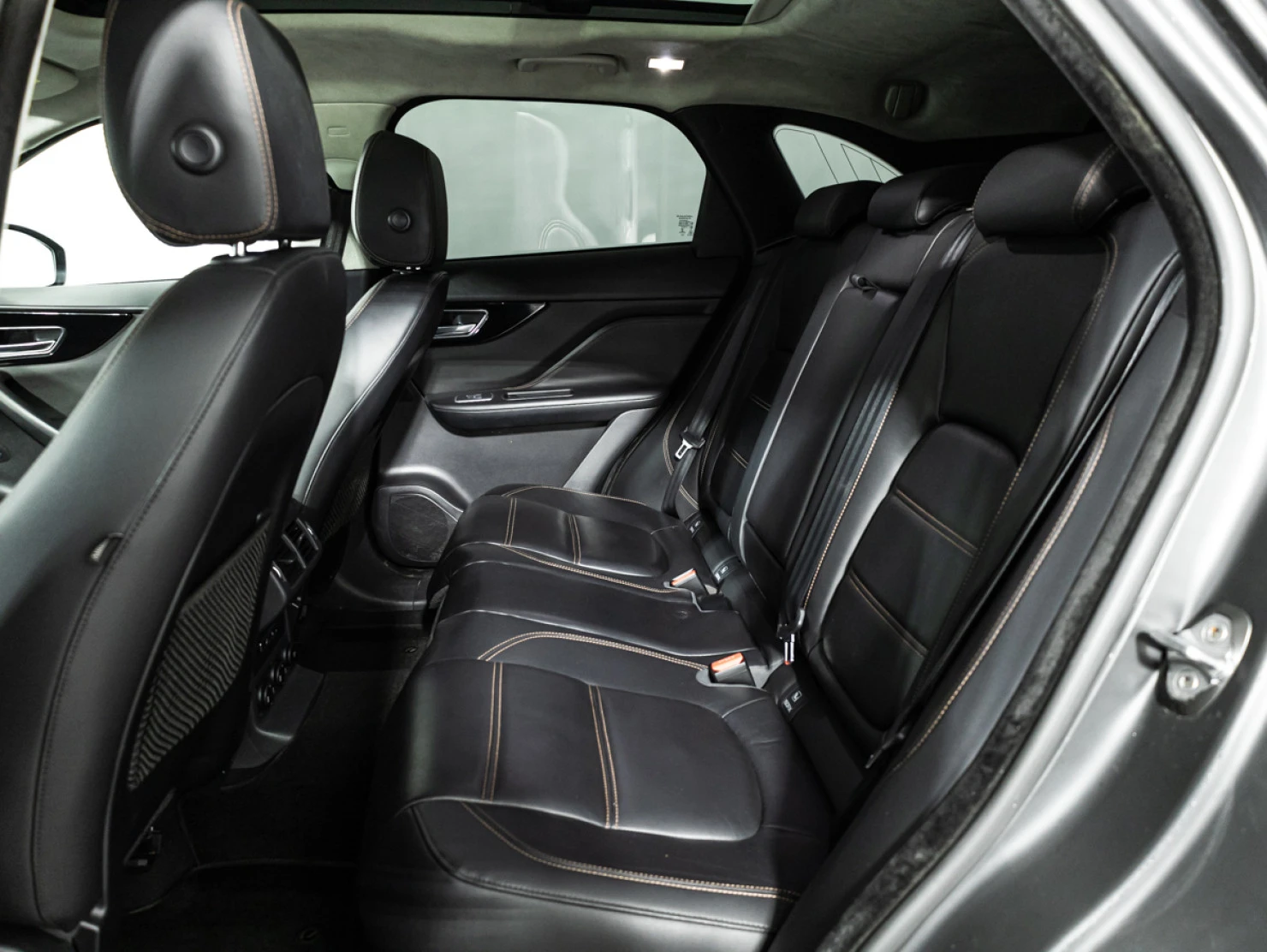 Jaguar F-PACE, 2019