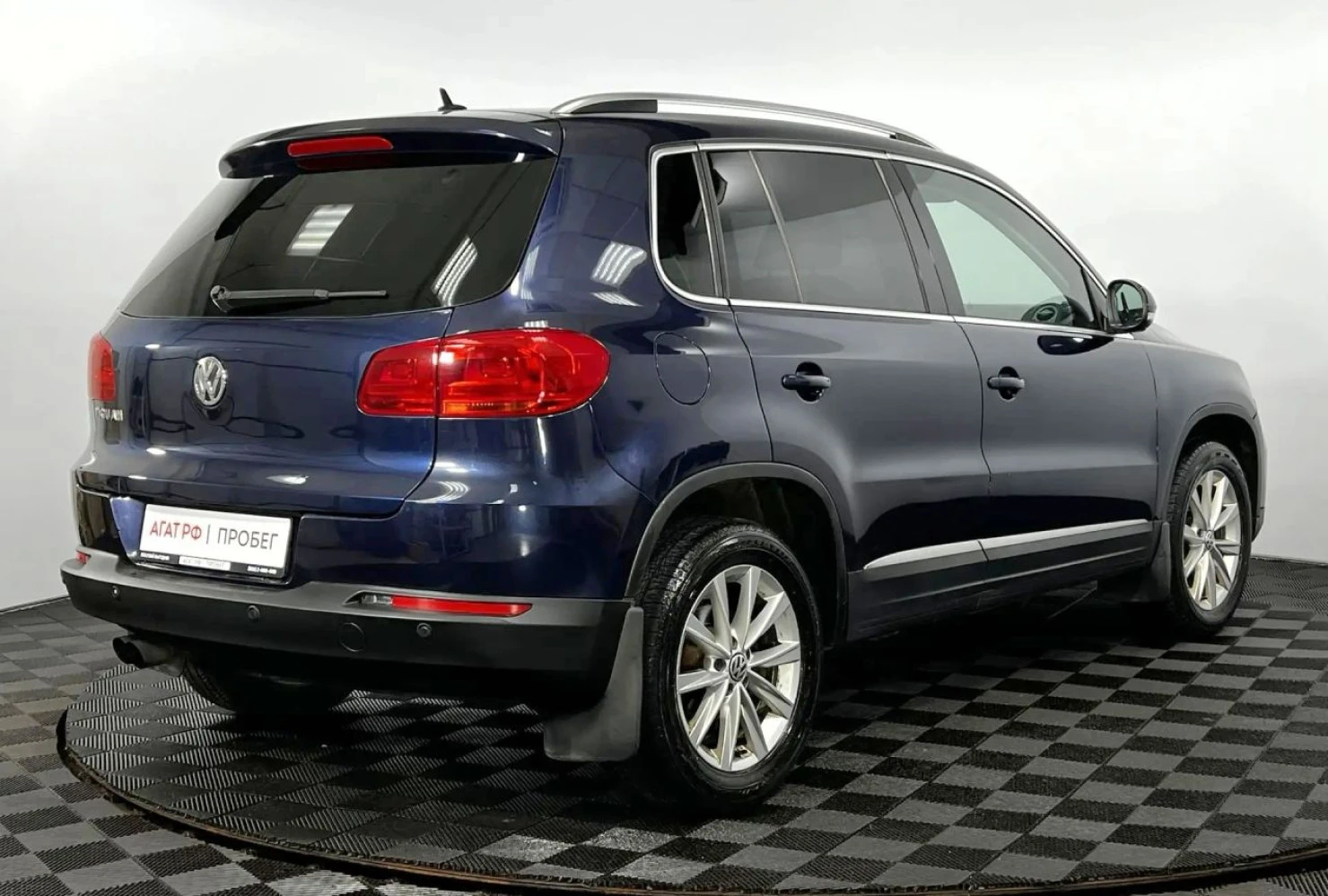 Volkswagen Tiguan, 2012