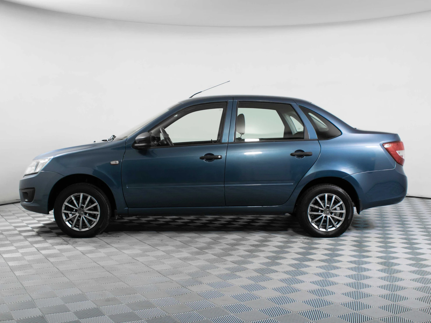 LADA (ВАЗ) Granta, 2015