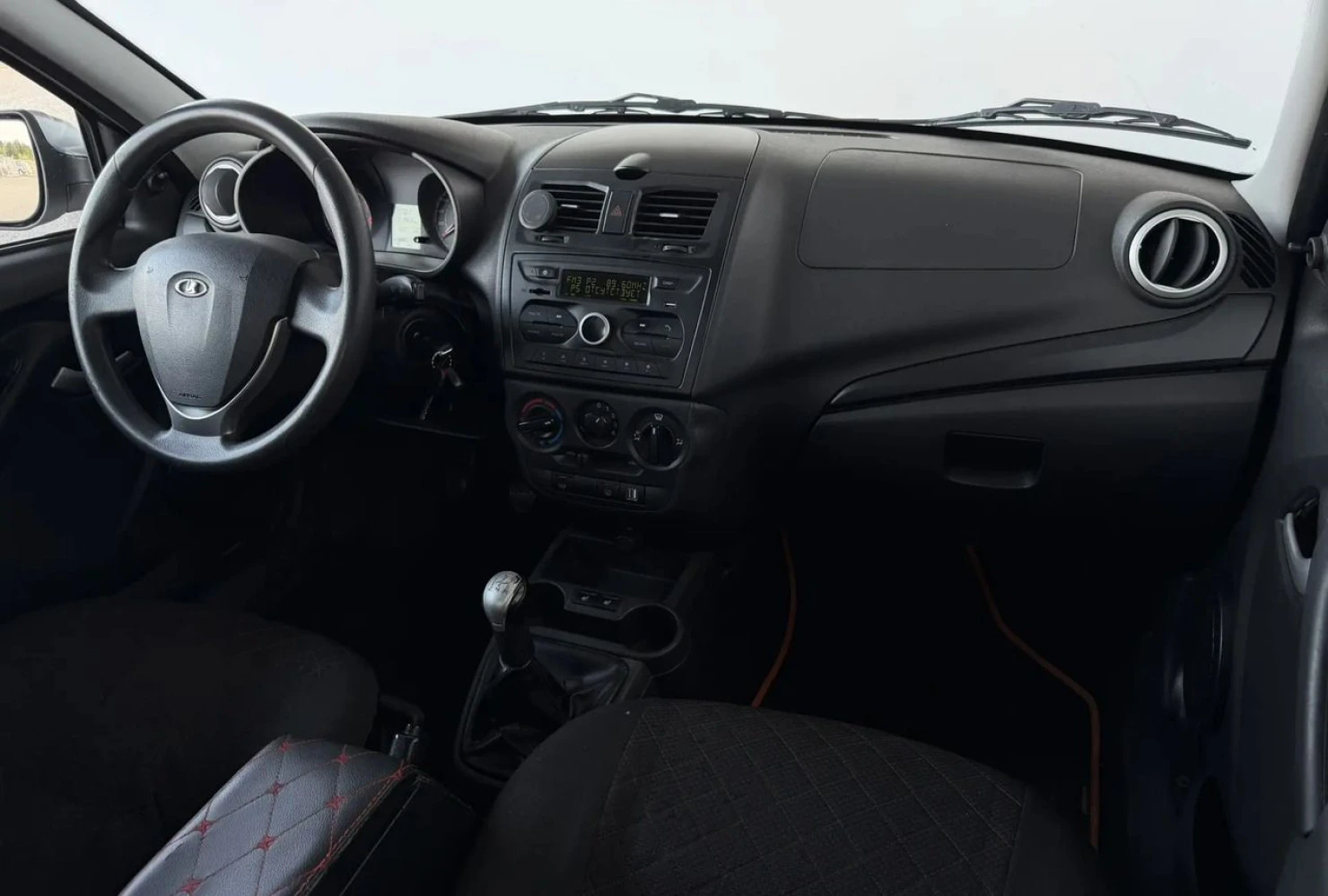 LADA (ВАЗ) Kalina, 2015