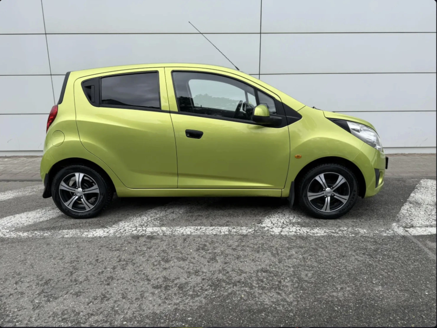 Chevrolet Spark, 2011