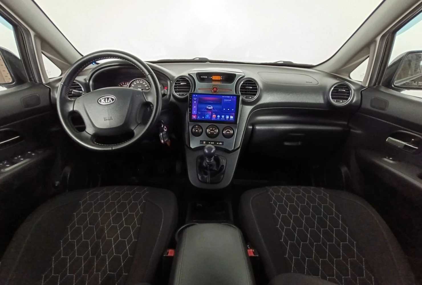 Kia Carens, 2011