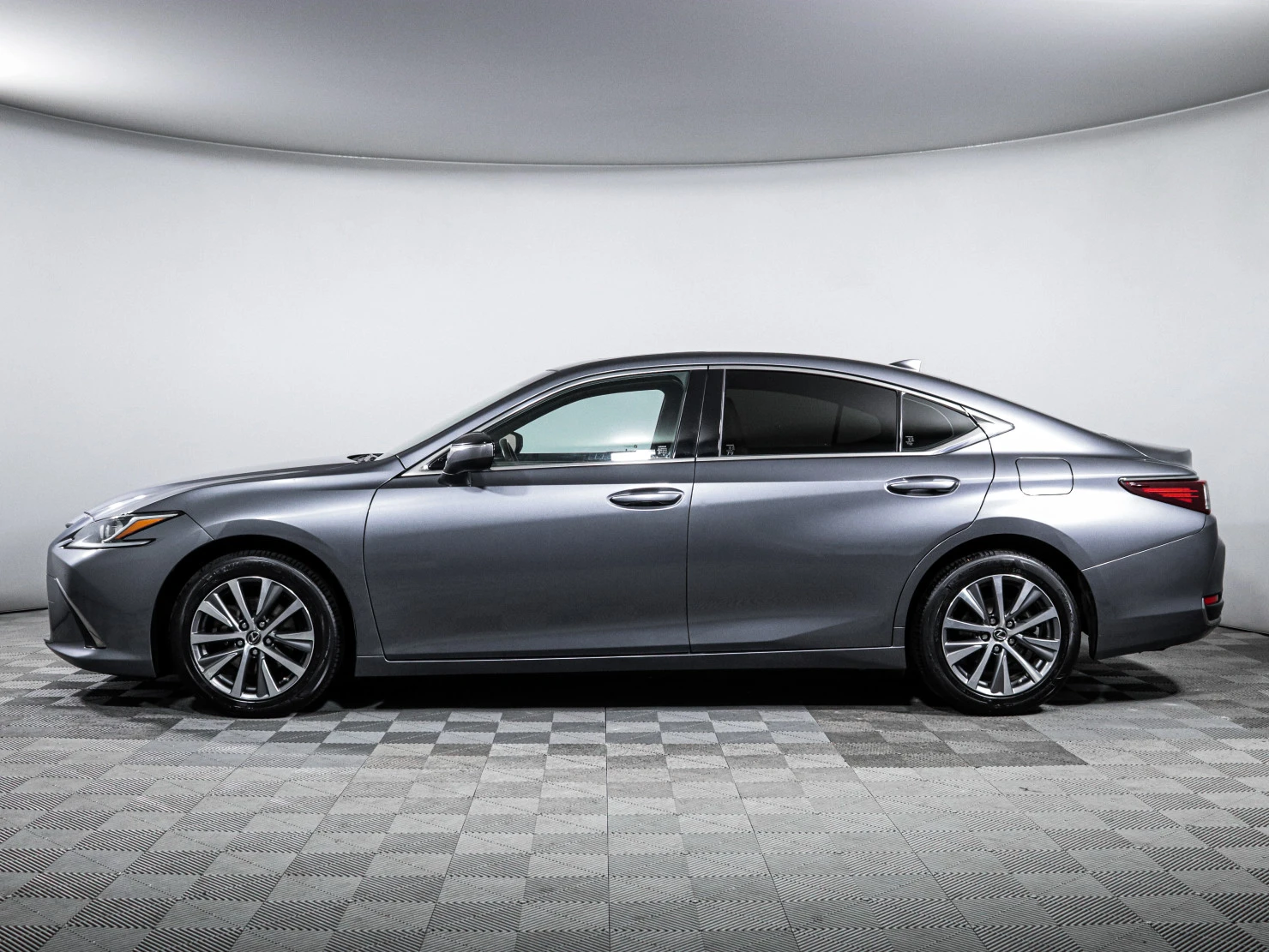 Lexus ES, 2021