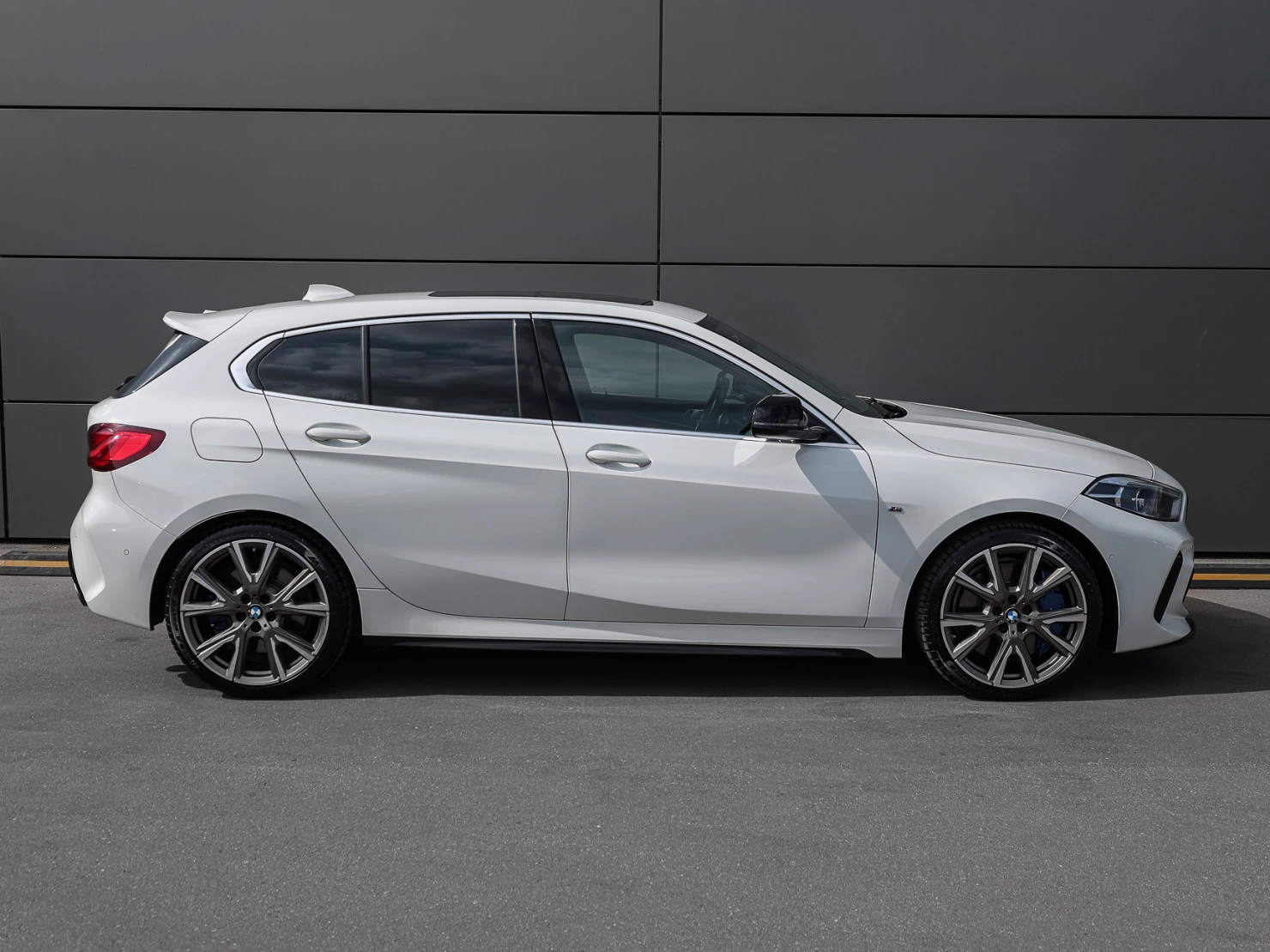 BMW 1 серии, 2021