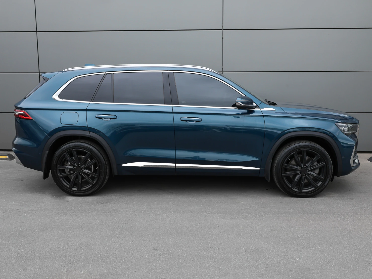 Geely Monjaro, 2023
