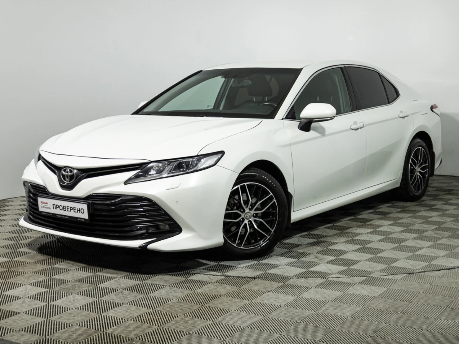 Toyota Camry, 2018