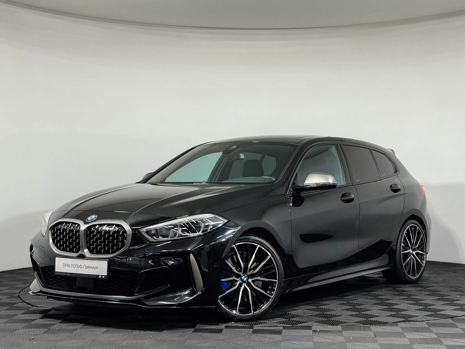 BMW 1 серии, 2022