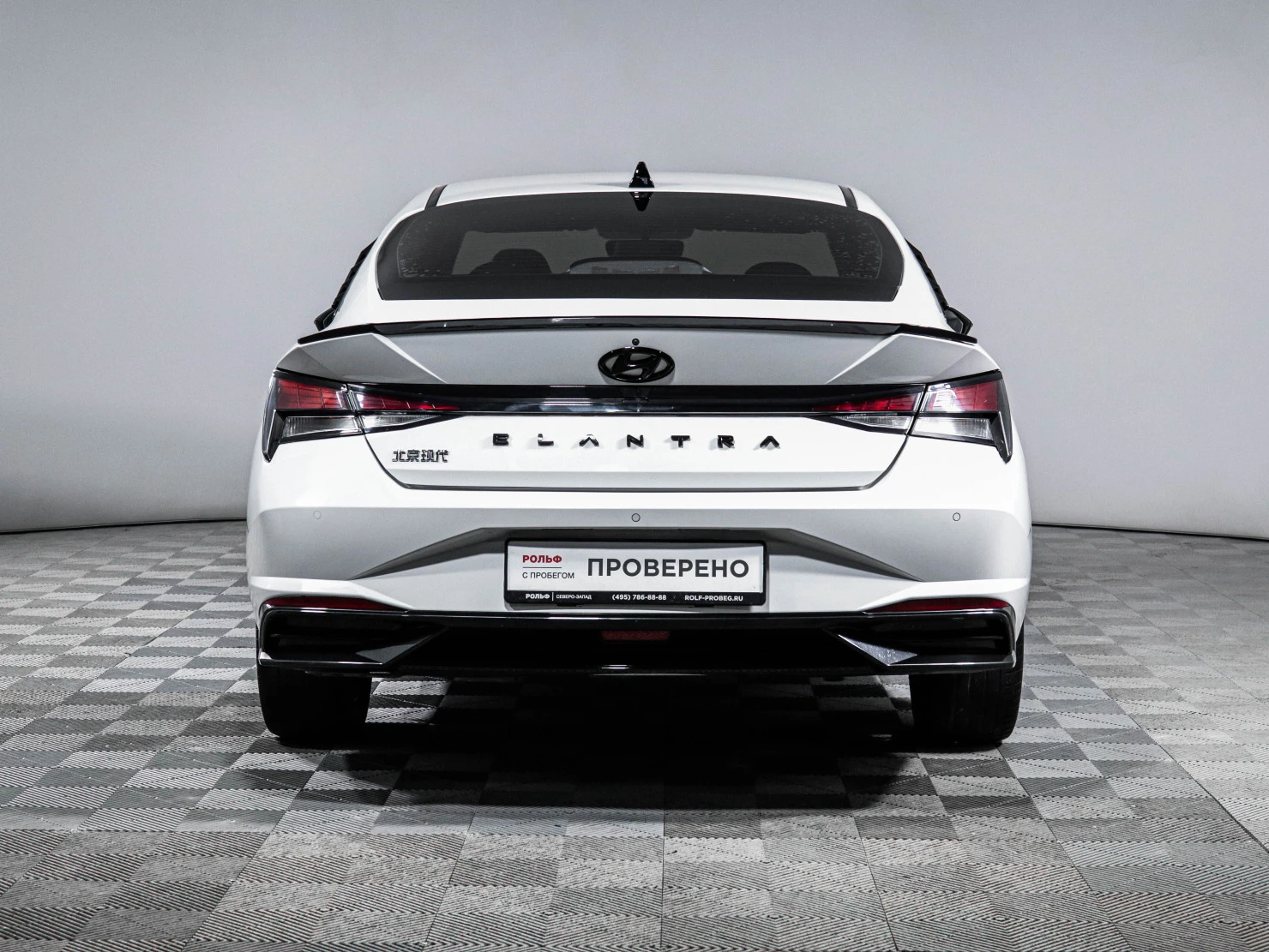 Hyundai Elantra, 2022