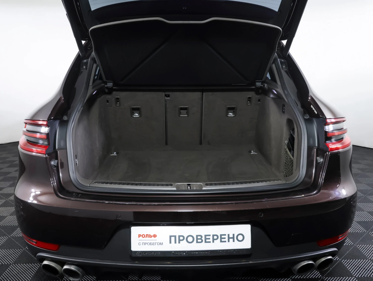 Porsche Macan, 2014