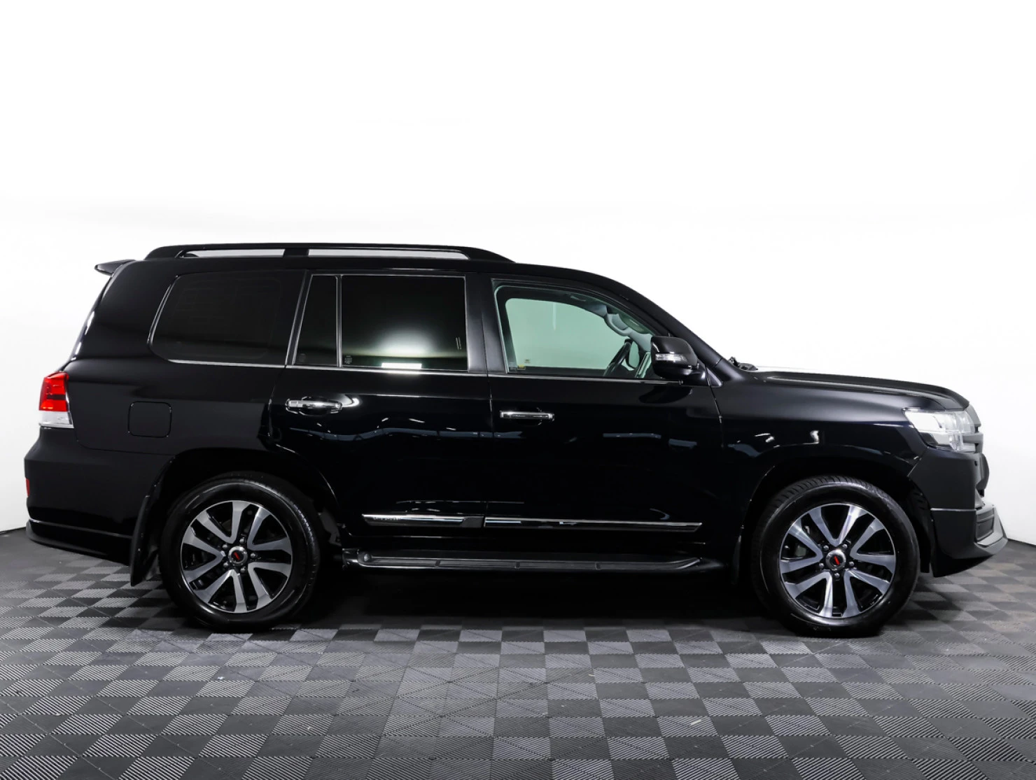 Toyota Land Cruiser, 2019