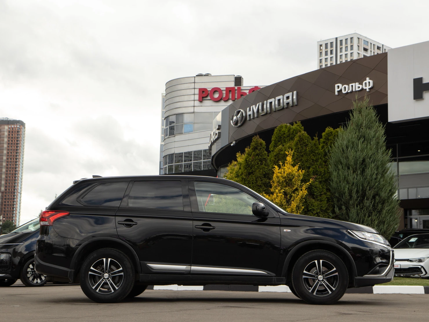 Mitsubishi OUTLANDER, 2019