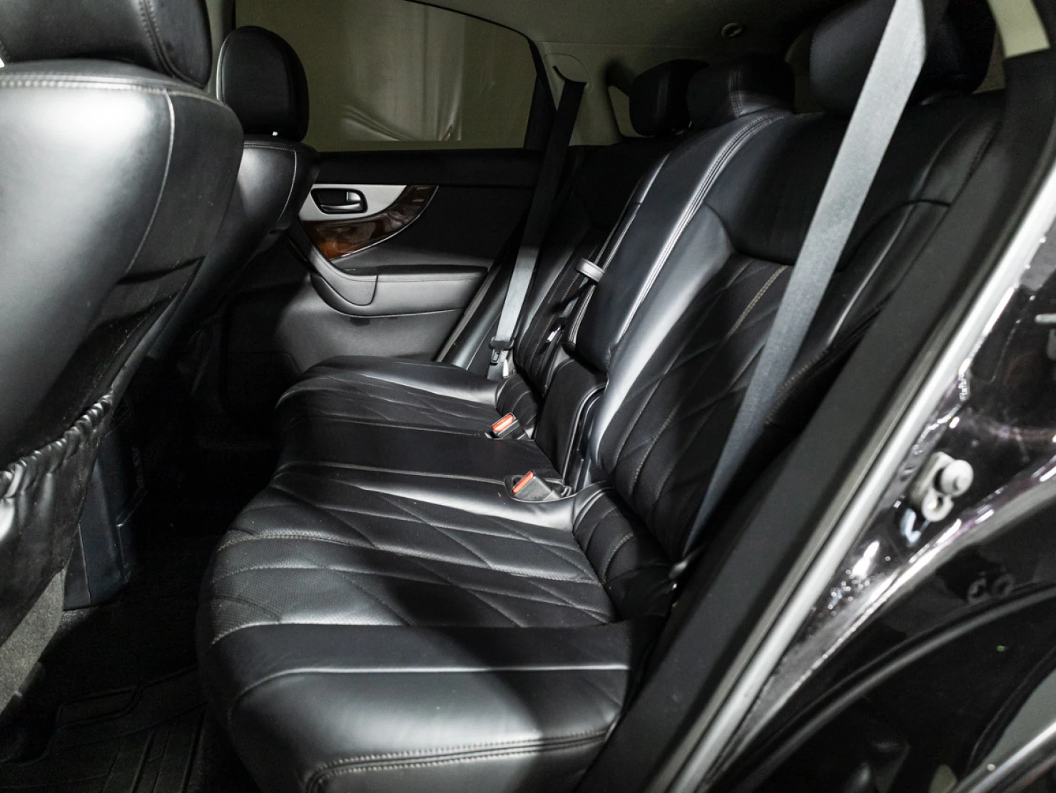 Infiniti QX70, 2013