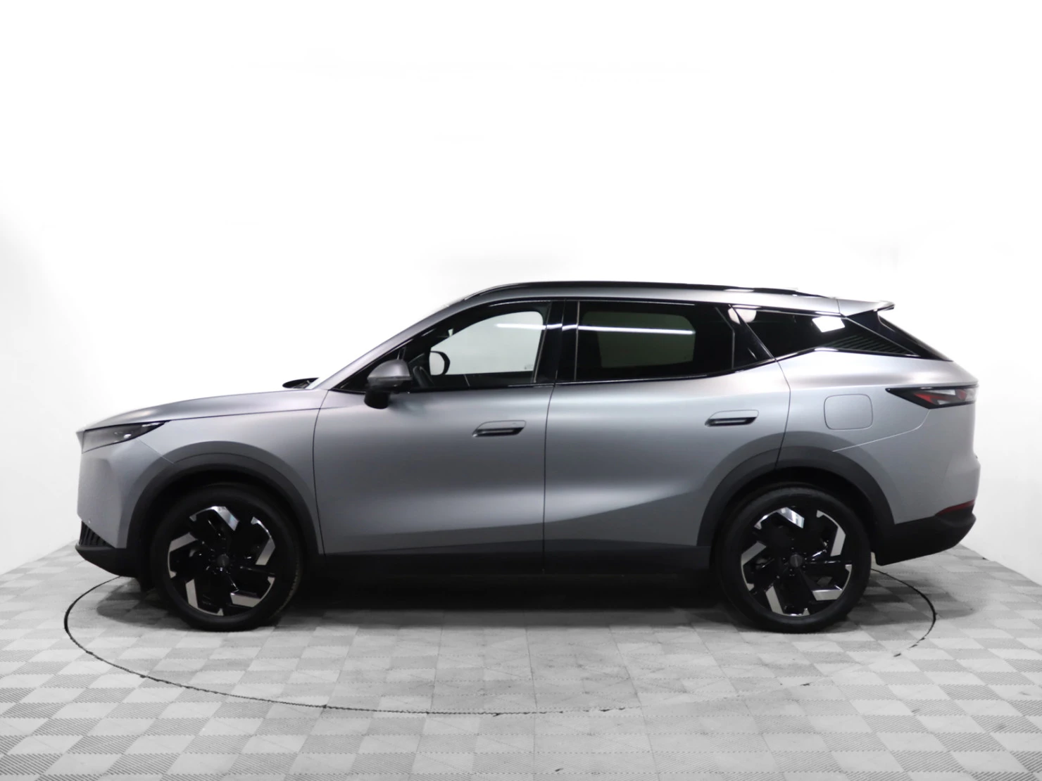 OMODA C7, 2025