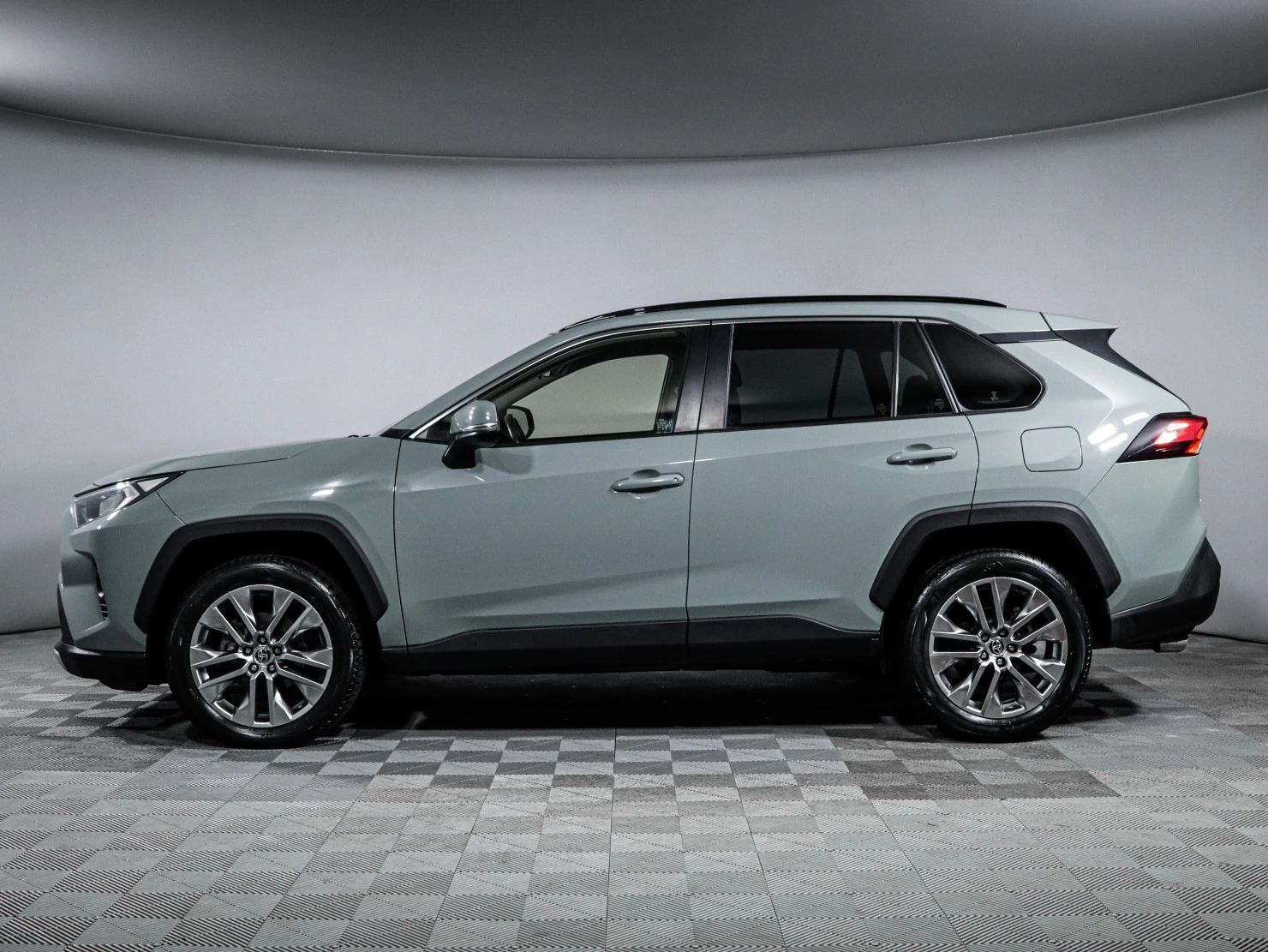 Toyota RAV4, 2020