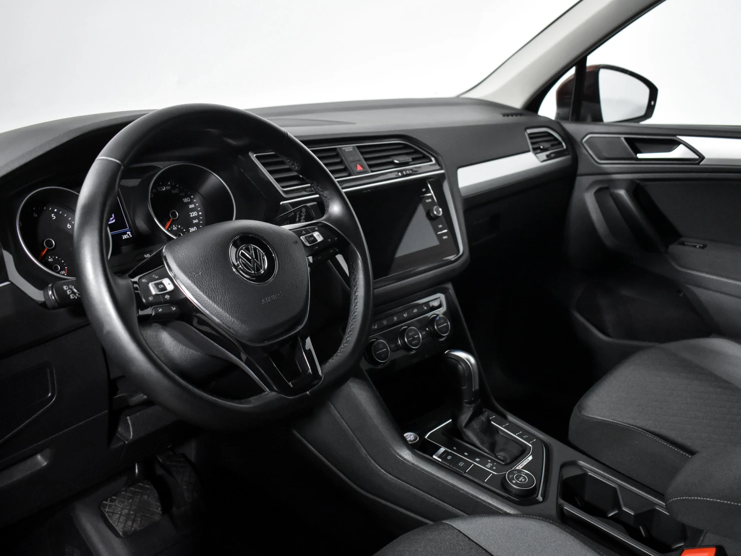 Volkswagen Tiguan, 2020
