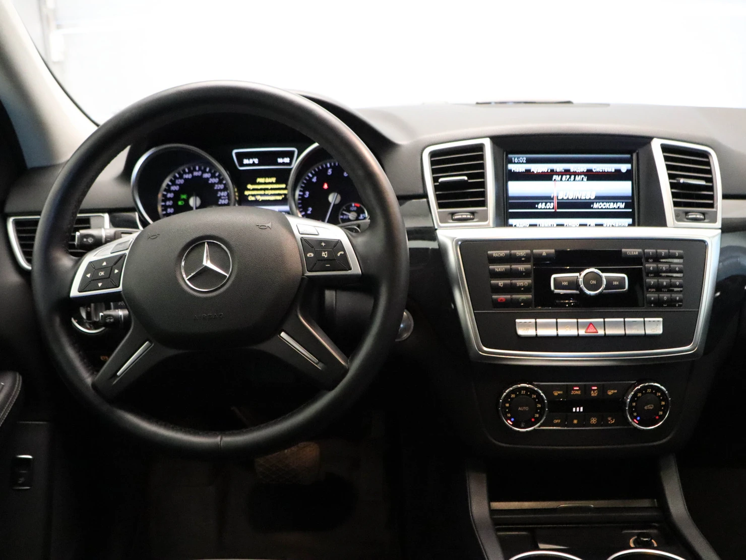 Mercedes-Benz M-Класс, 2012