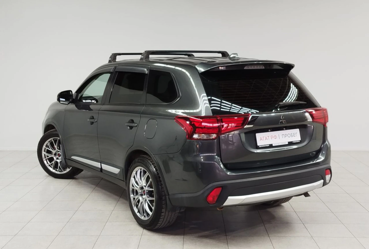 Mitsubishi OUTLANDER, 2016