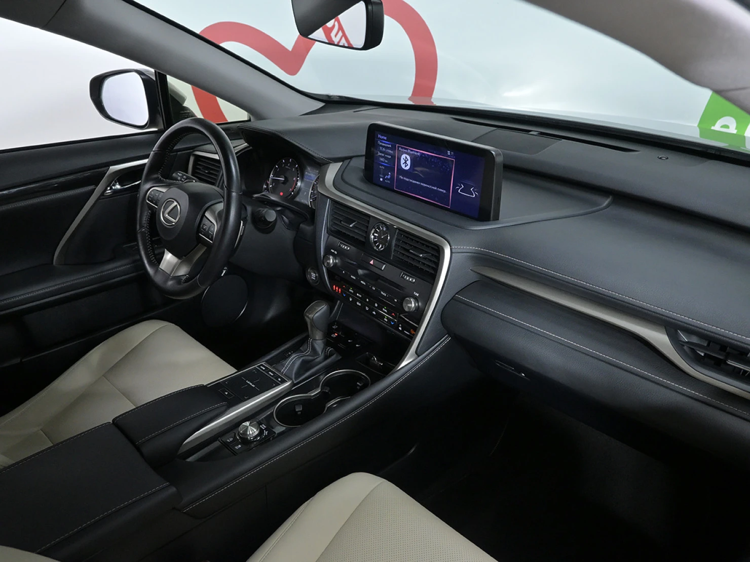 Lexus RX, 2021