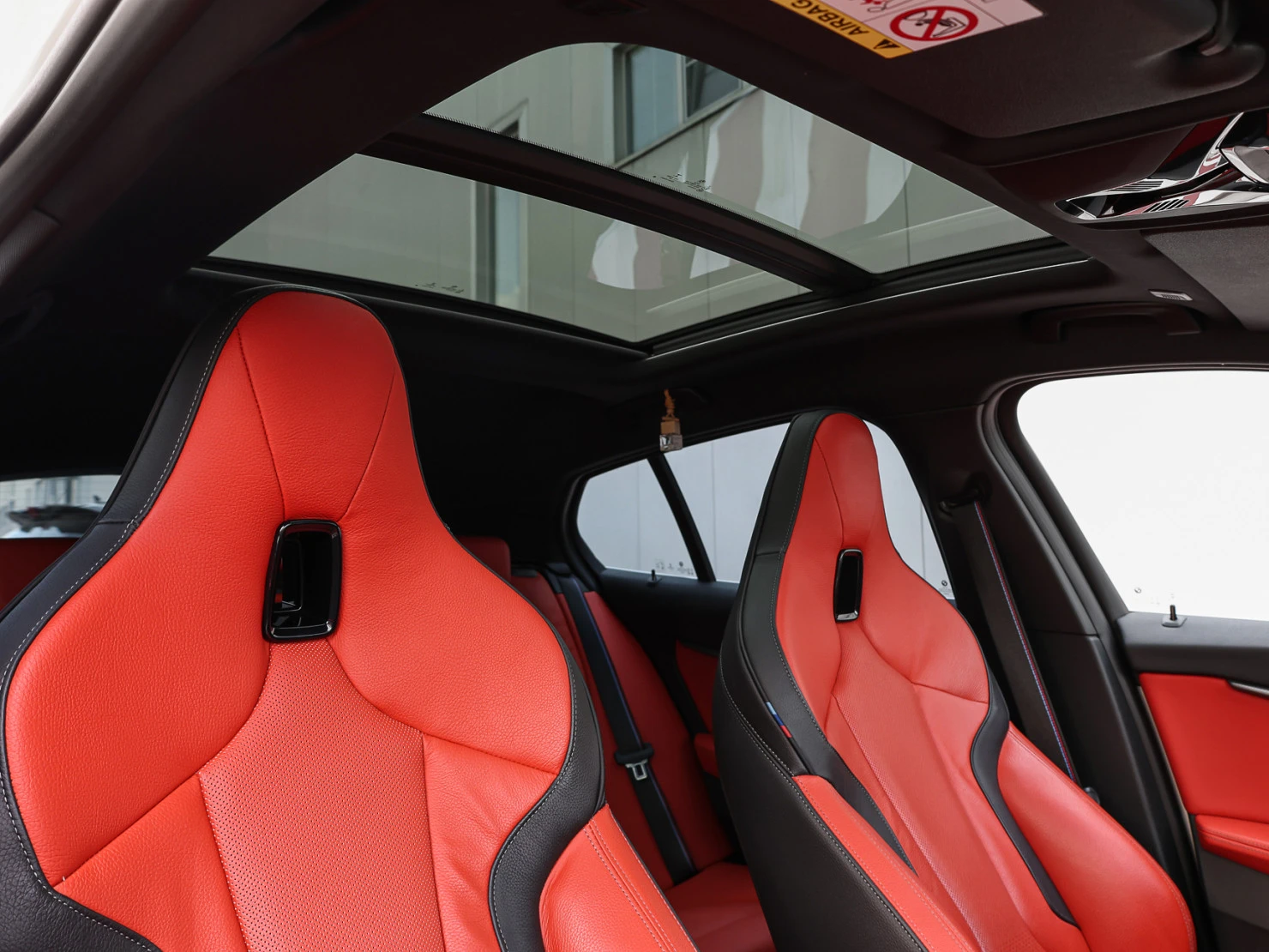 BMW 1 серии, 2021