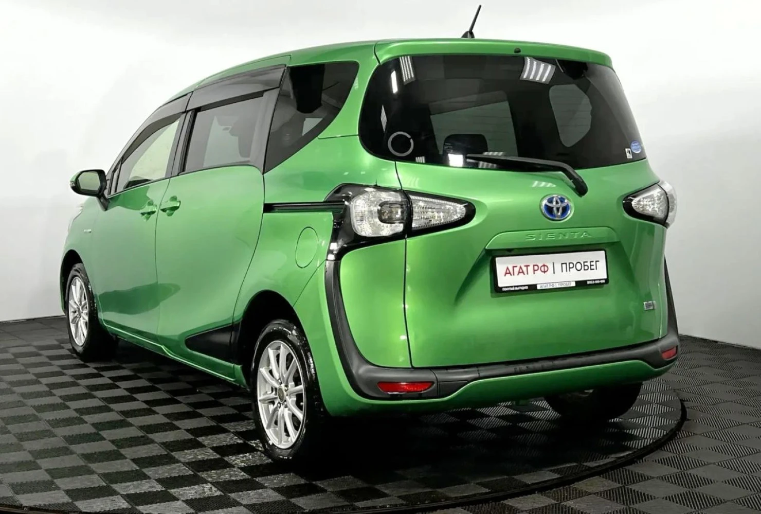 Toyota Sienta, 2018
