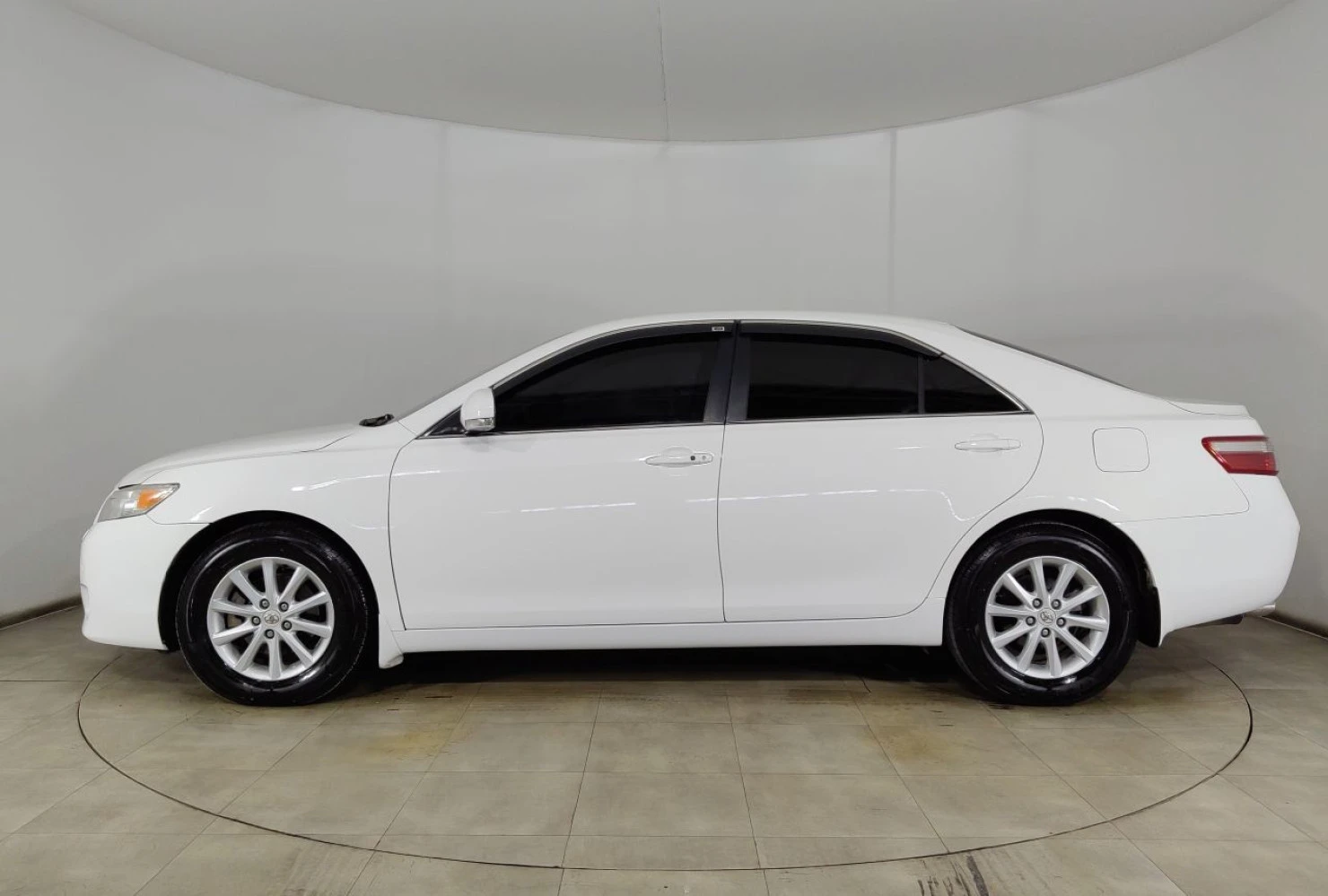 Toyota Camry, 2011