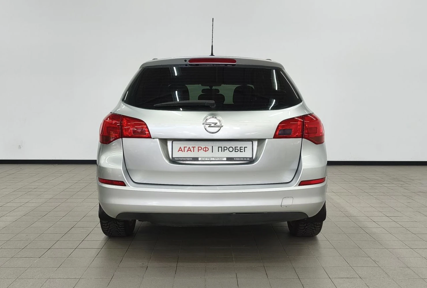 Opel Astra, 2012