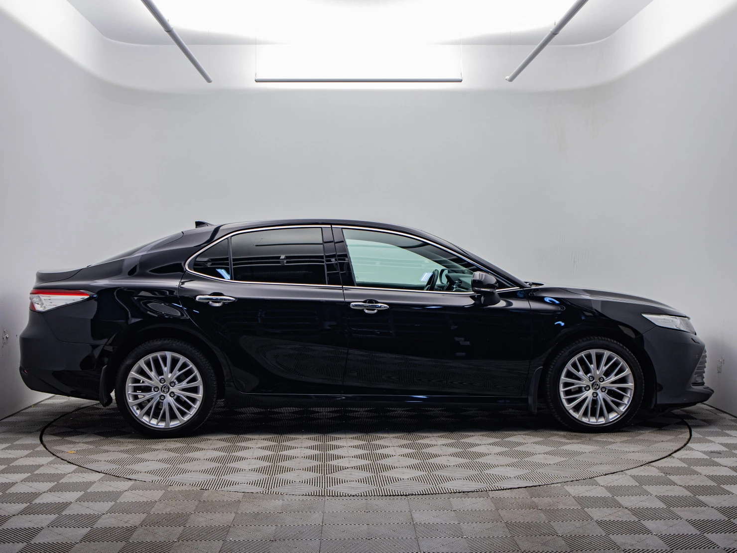 Toyota Camry, 2020