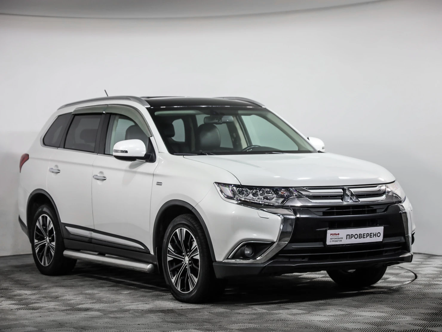 Mitsubishi OUTLANDER, 2016