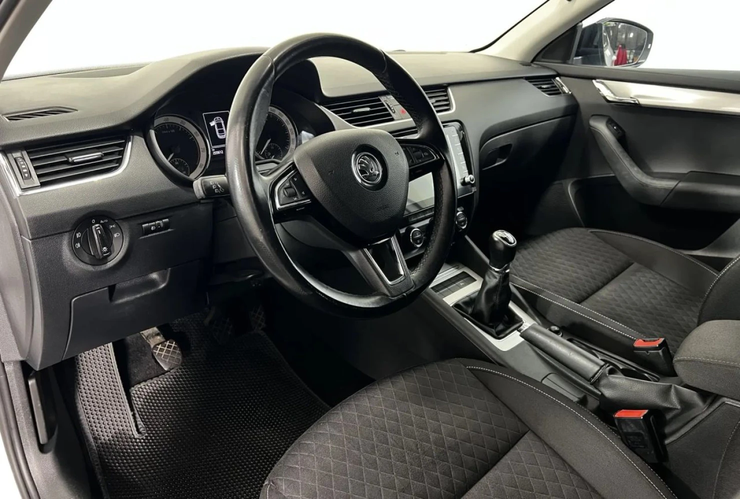 ŠKODA OCTAVIA, 2016