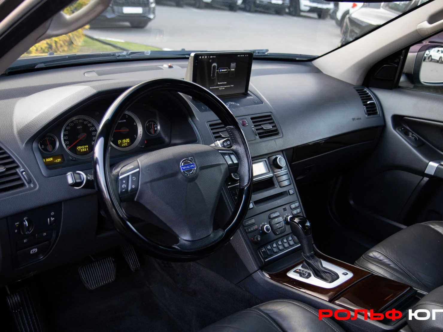 Volvo XC90, 2010
