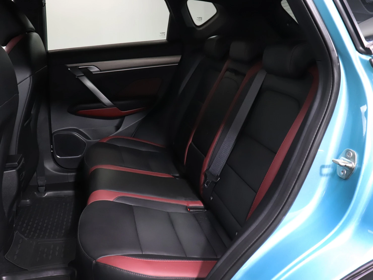 Geely Coolray, 2023