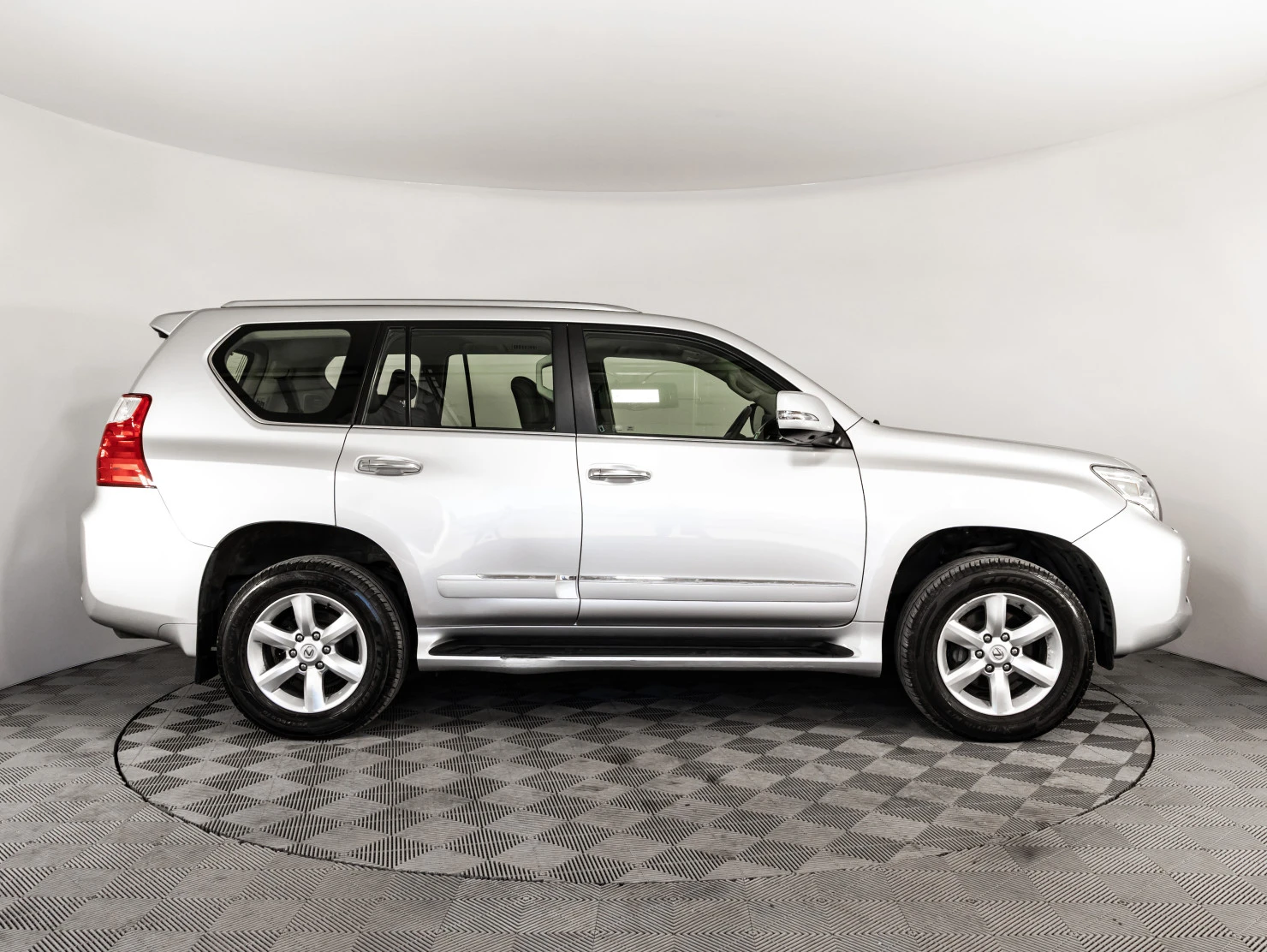 Lexus GX, 2010