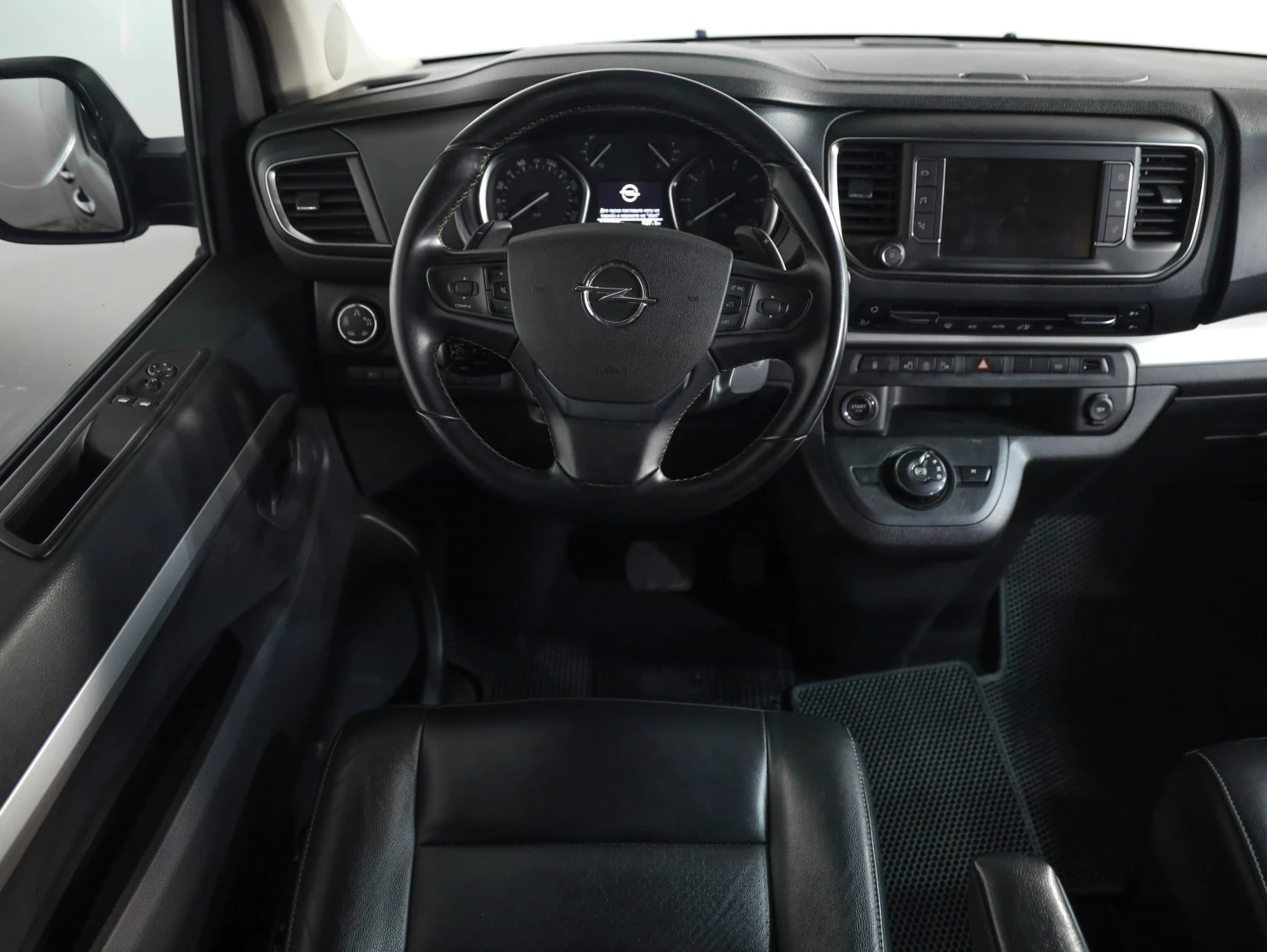 Opel Zafira Life, 2020
