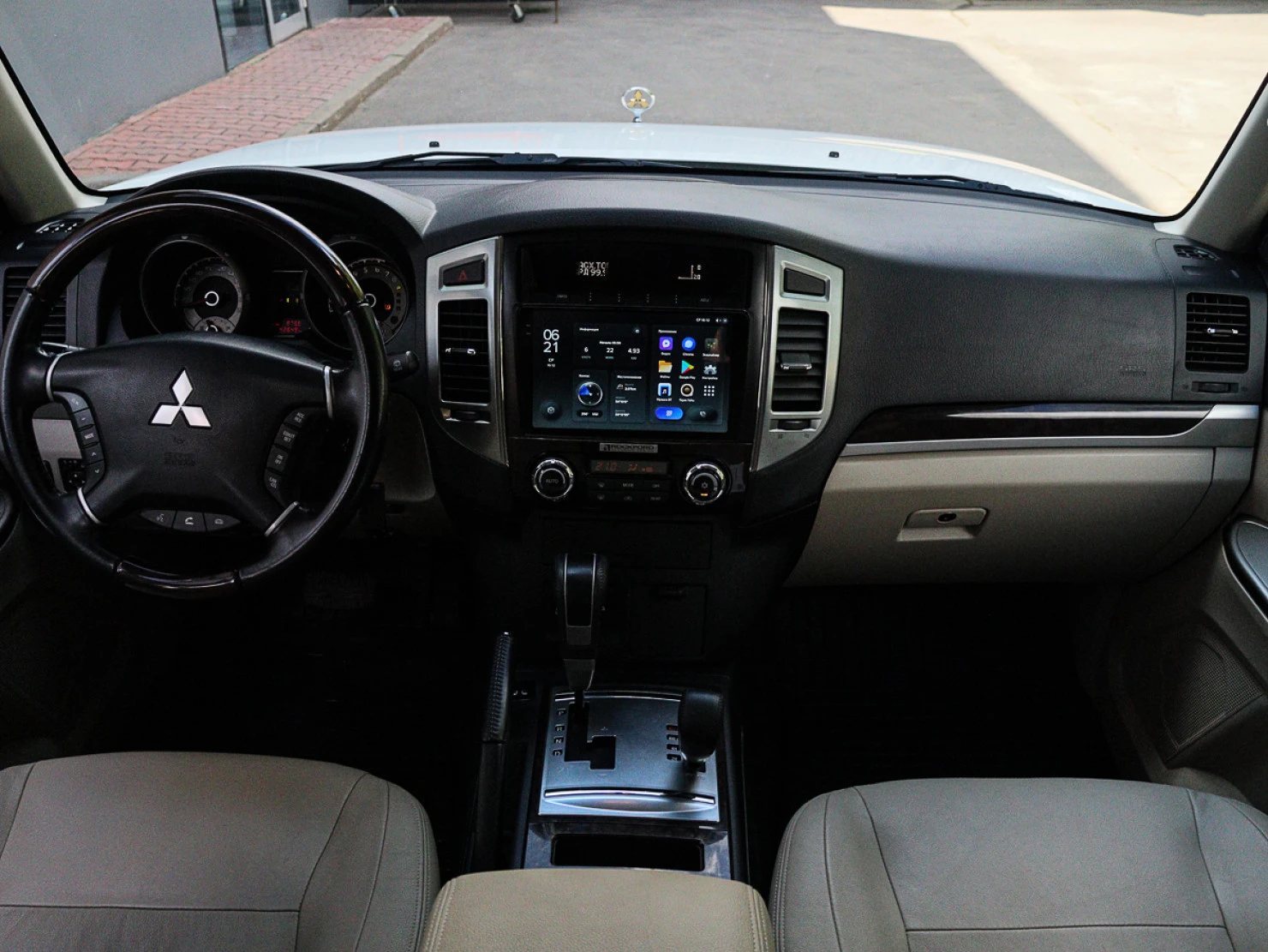 Mitsubishi PAJERO, 2019