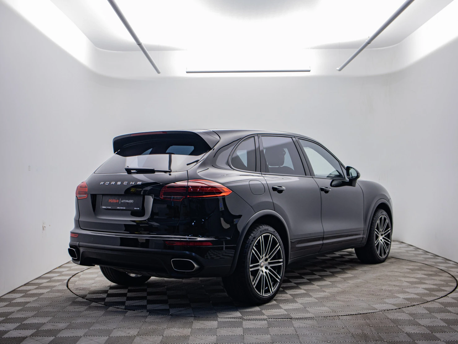 Porsche Cayenne, 2015