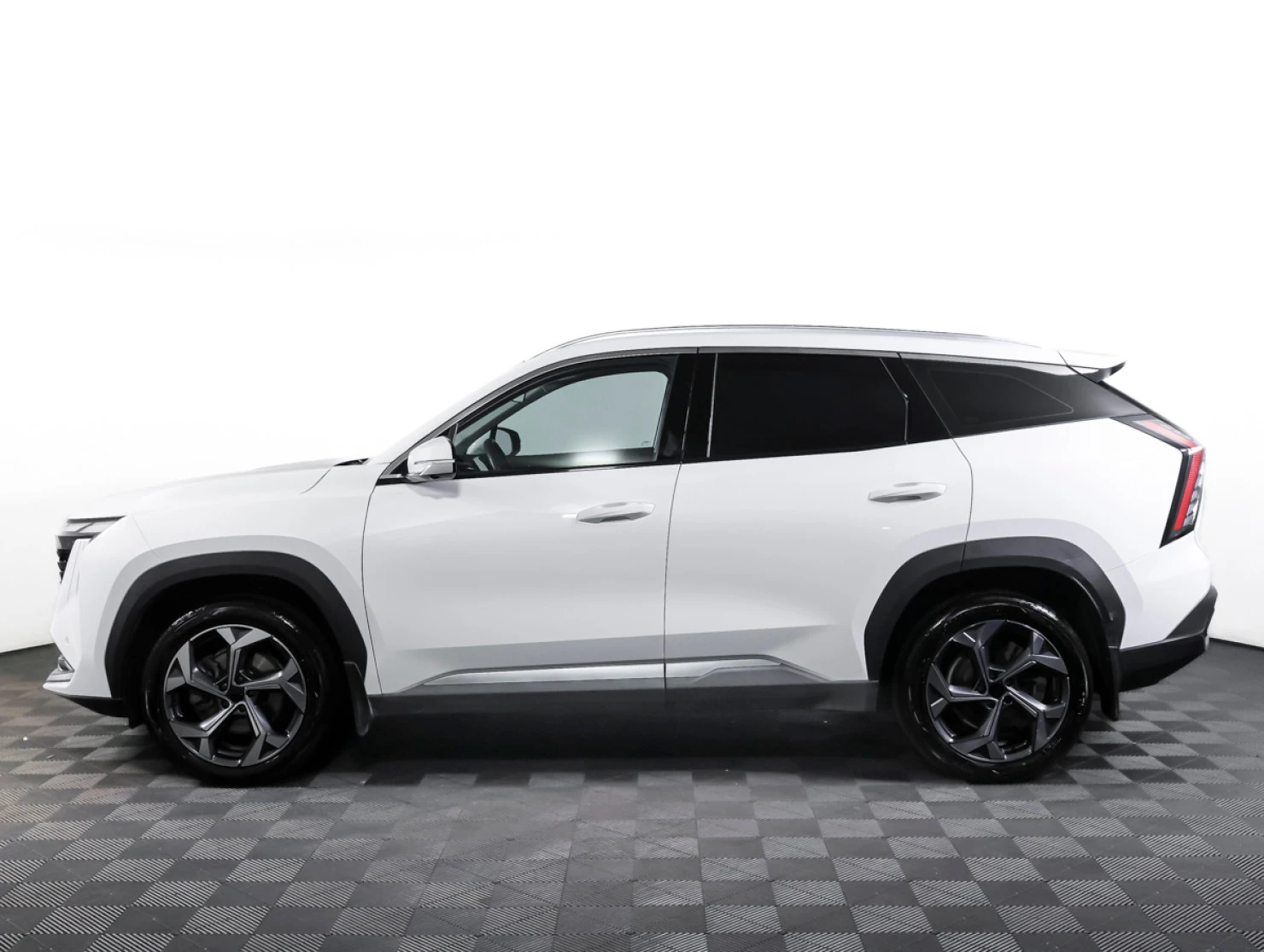 Geely Atlas, 2024
