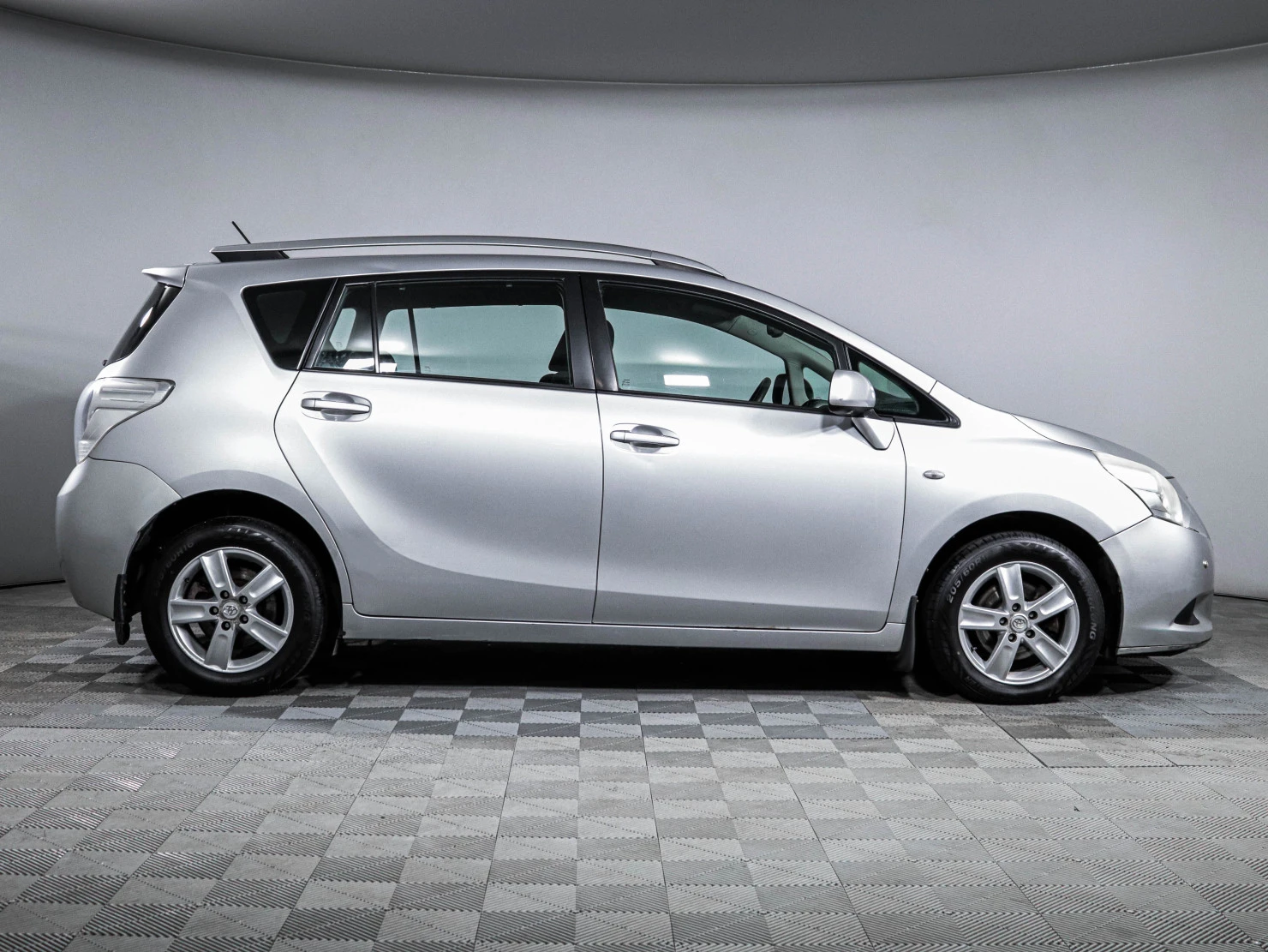 Toyota Verso, 2010
