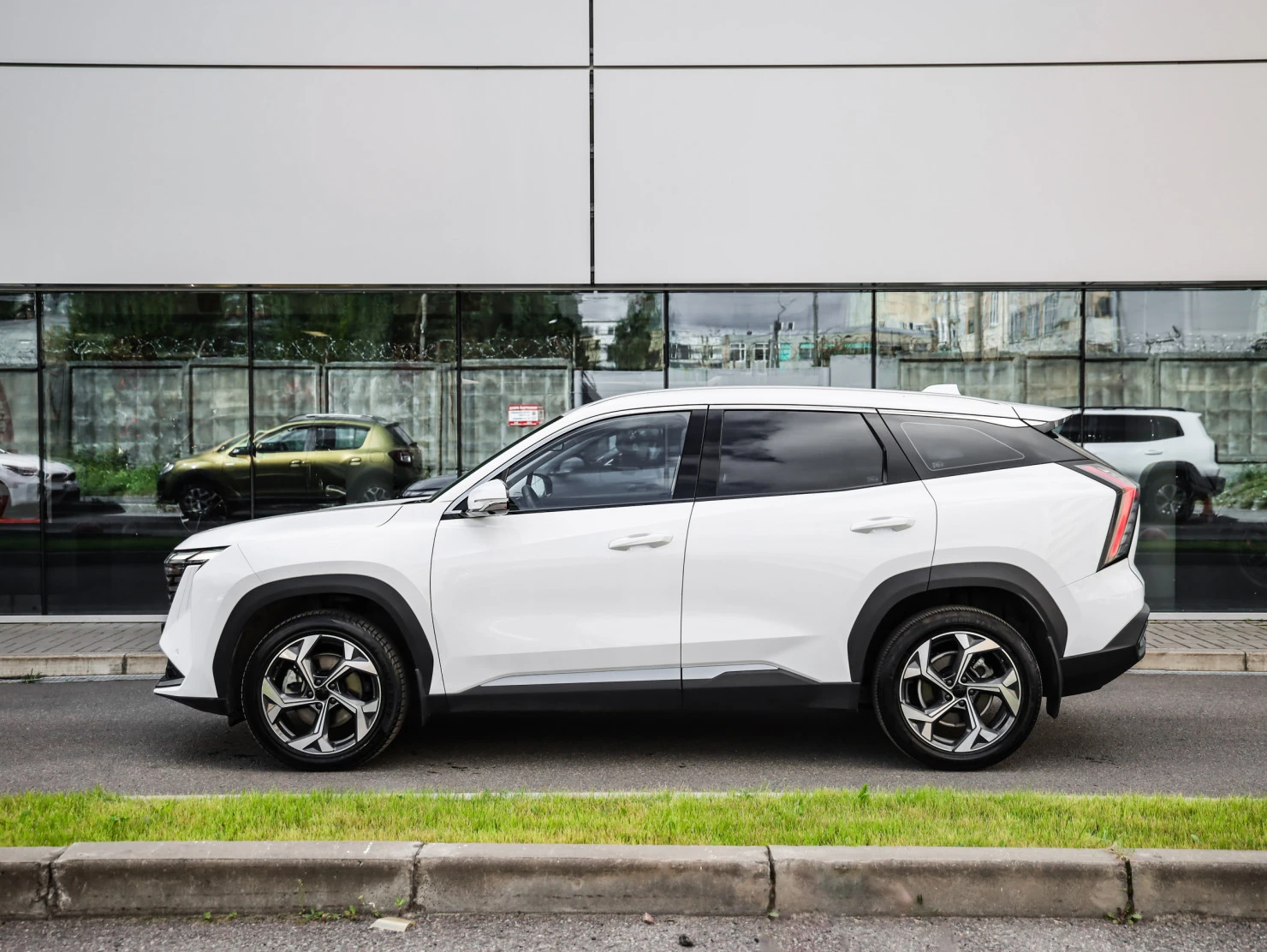 Geely Atlas, 2024