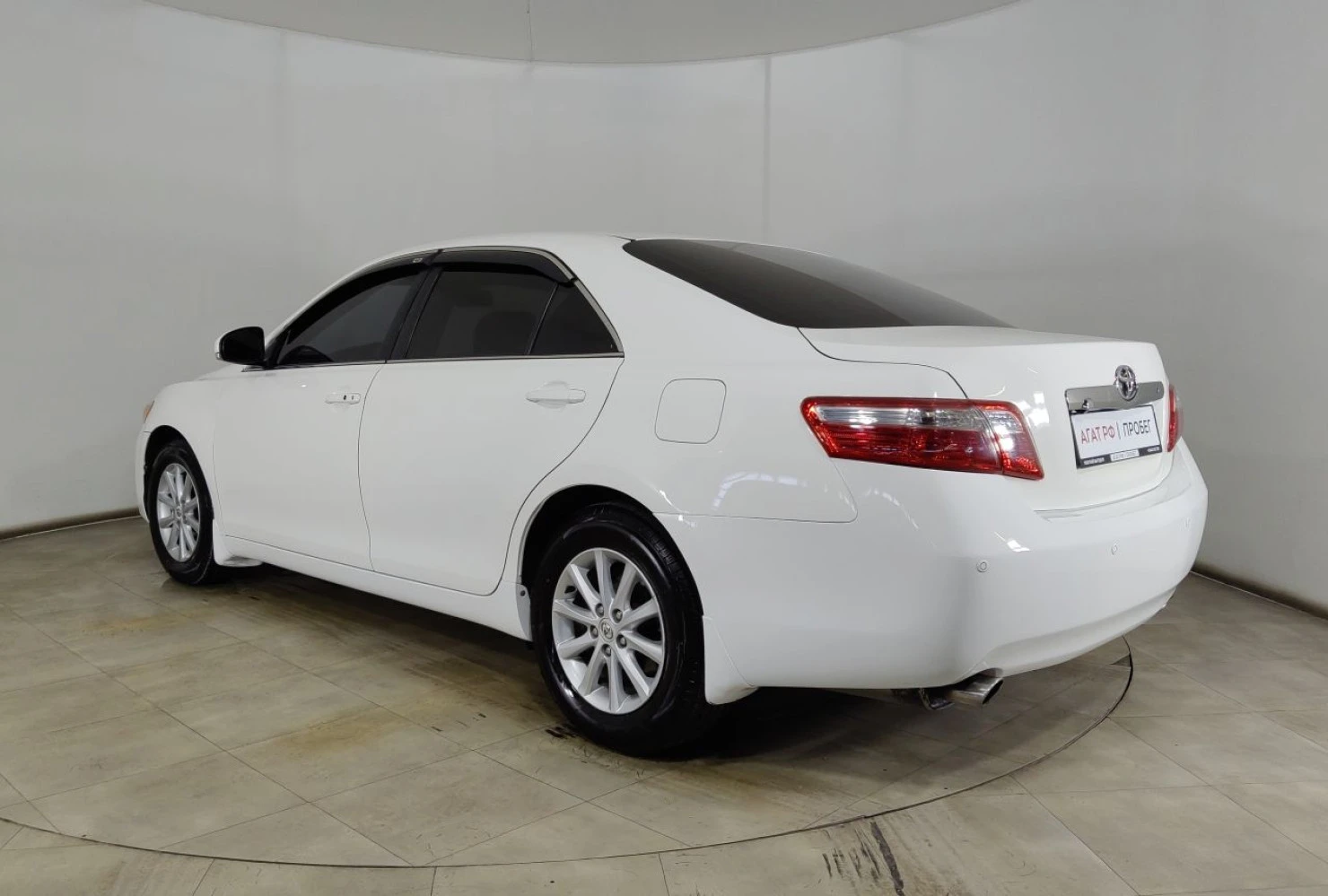 Toyota Camry, 2011
