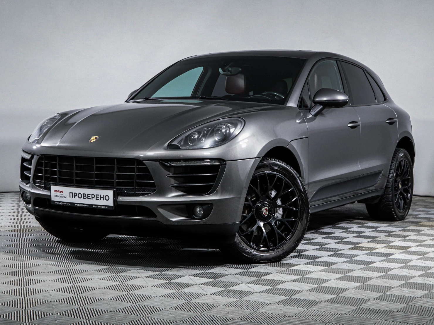 Porsche Macan, 2015