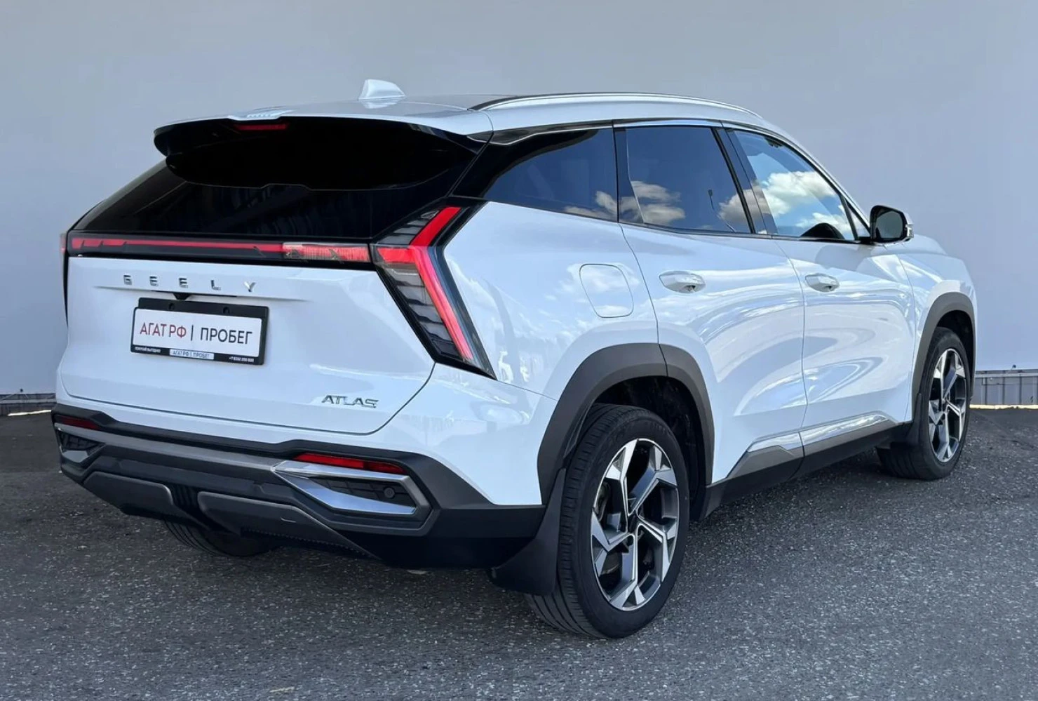 Geely Atlas, 2023