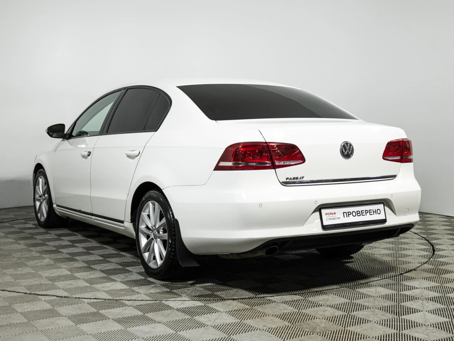 Volkswagen Passat, 2011