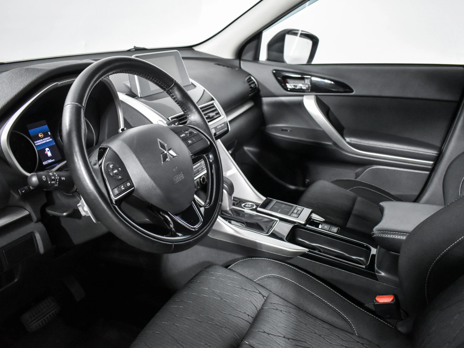 Mitsubishi ECLIPSE CROSS, 2019