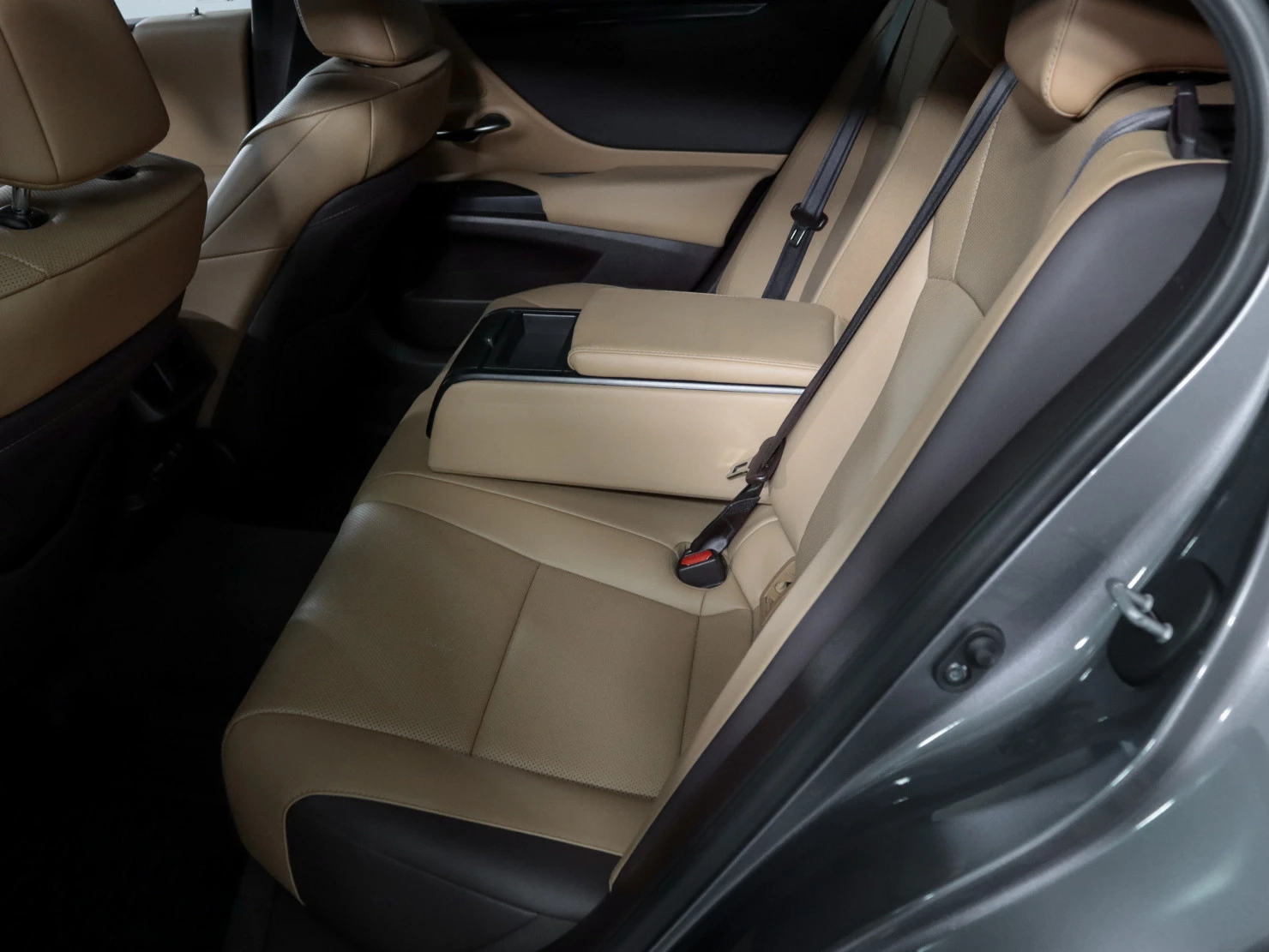 Lexus ES, 2021