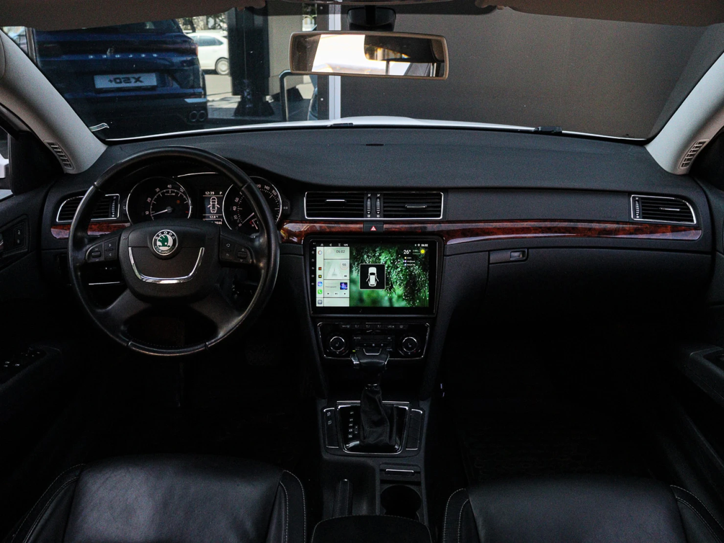 ŠKODA SUPERB, 2012