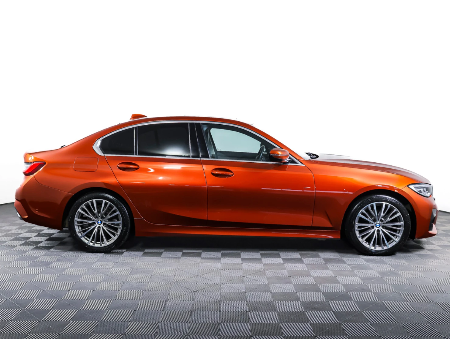 BMW 3 серии, 2020