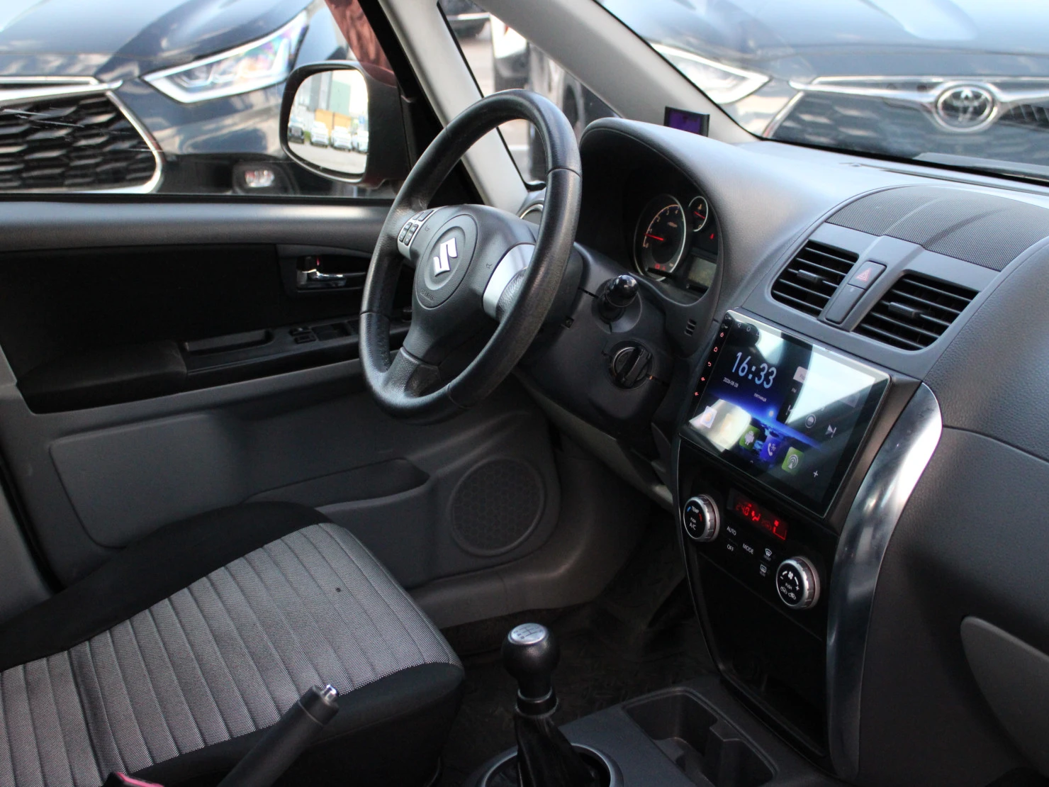 Suzuki SX4, 2010