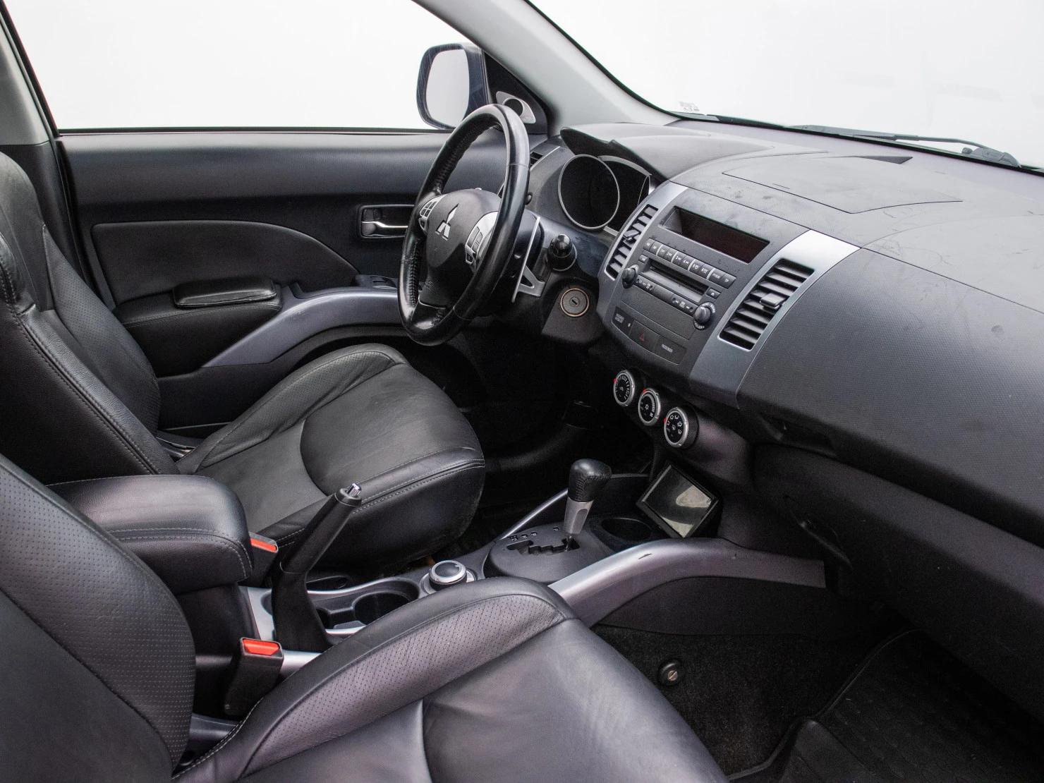 Mitsubishi OUTLANDER, 2008
